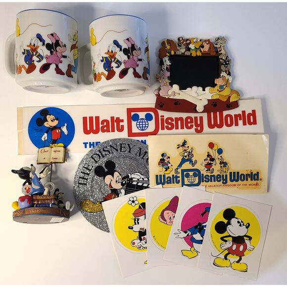 Walt Disney World Lot Mickey Vintage 1980s Mugs Photo Holder Magnet Stickers - Picture 1 of 14
